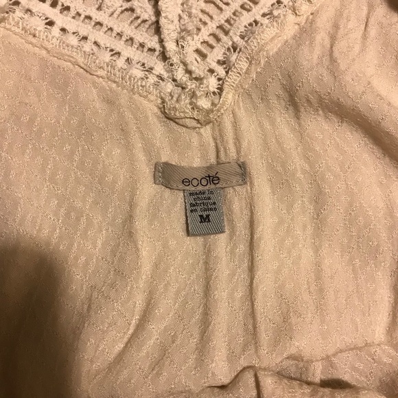 Ecote Cream Cold Shoulder Lace Romper - Picture 4 of 7